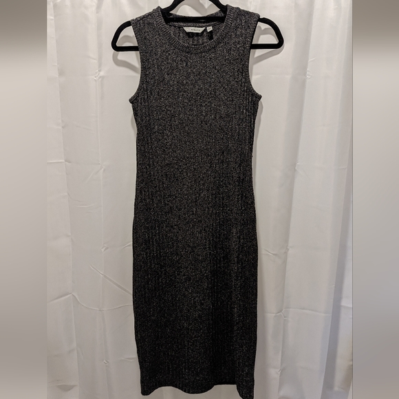 Athleta Dresses & Skirts - Althleta Gray Knit Bodycon Dress | XS